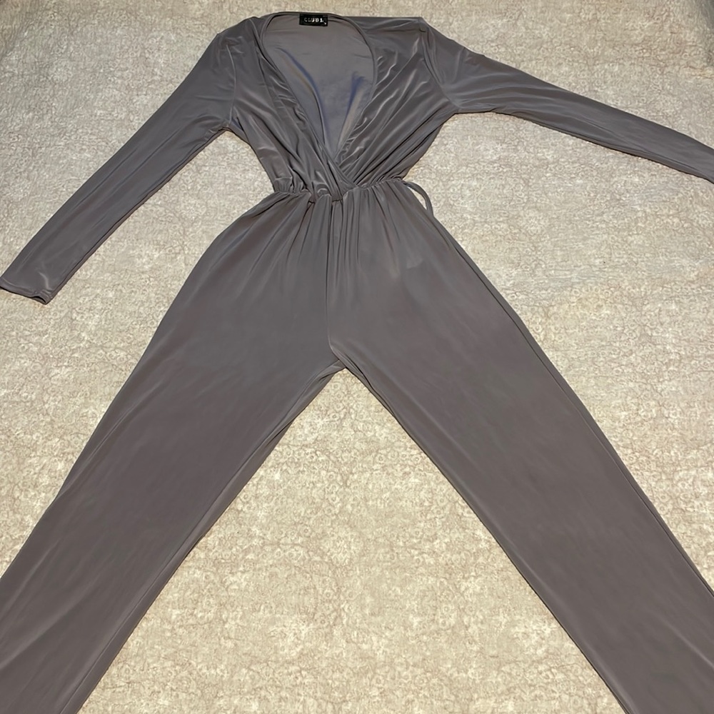 Grey jumpsuit (US12/UK14)